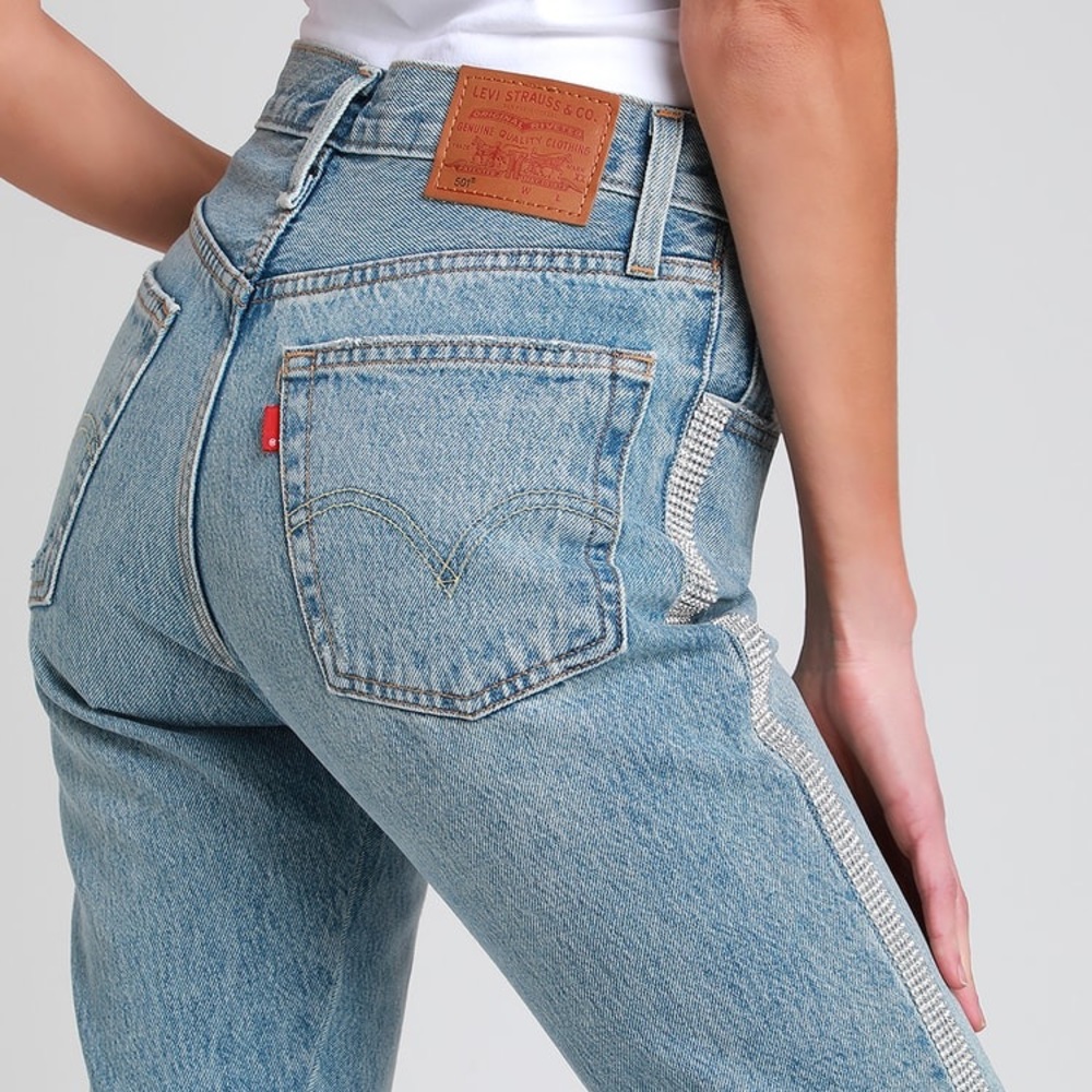 Levi’s 501 Women’s High-Rise Straight Leg
